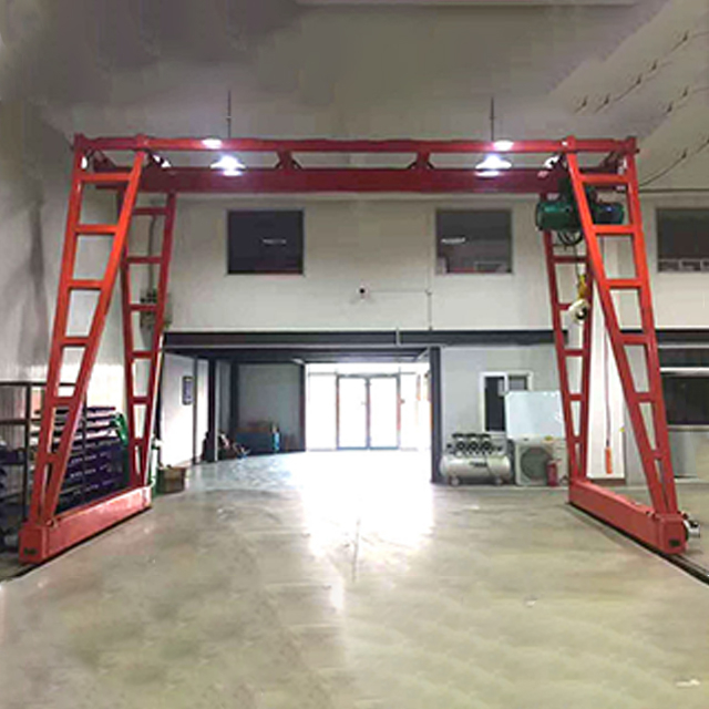 Portable Gantry Crane with Truss Girder Design